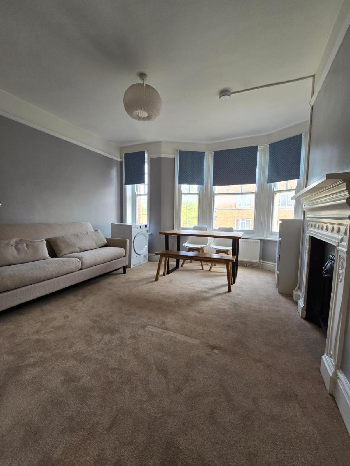 Great Flat Close To Edgware Road ロンドン エクステリア 写真